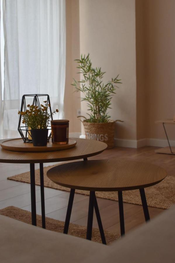 Mh Apartment, Free Parking, Flexible Check In Tirana Exteriör bild